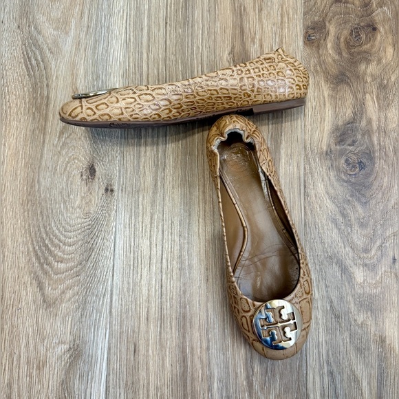 Tory Burch Embossed Leather Animal Print Ballet Flats Size 8 EUC - Picture 4 of 8